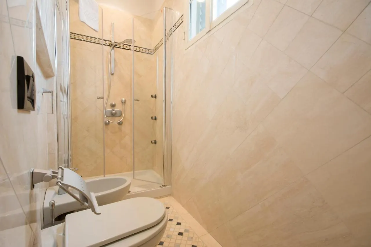Astonish Cathedral View Apartment Siena