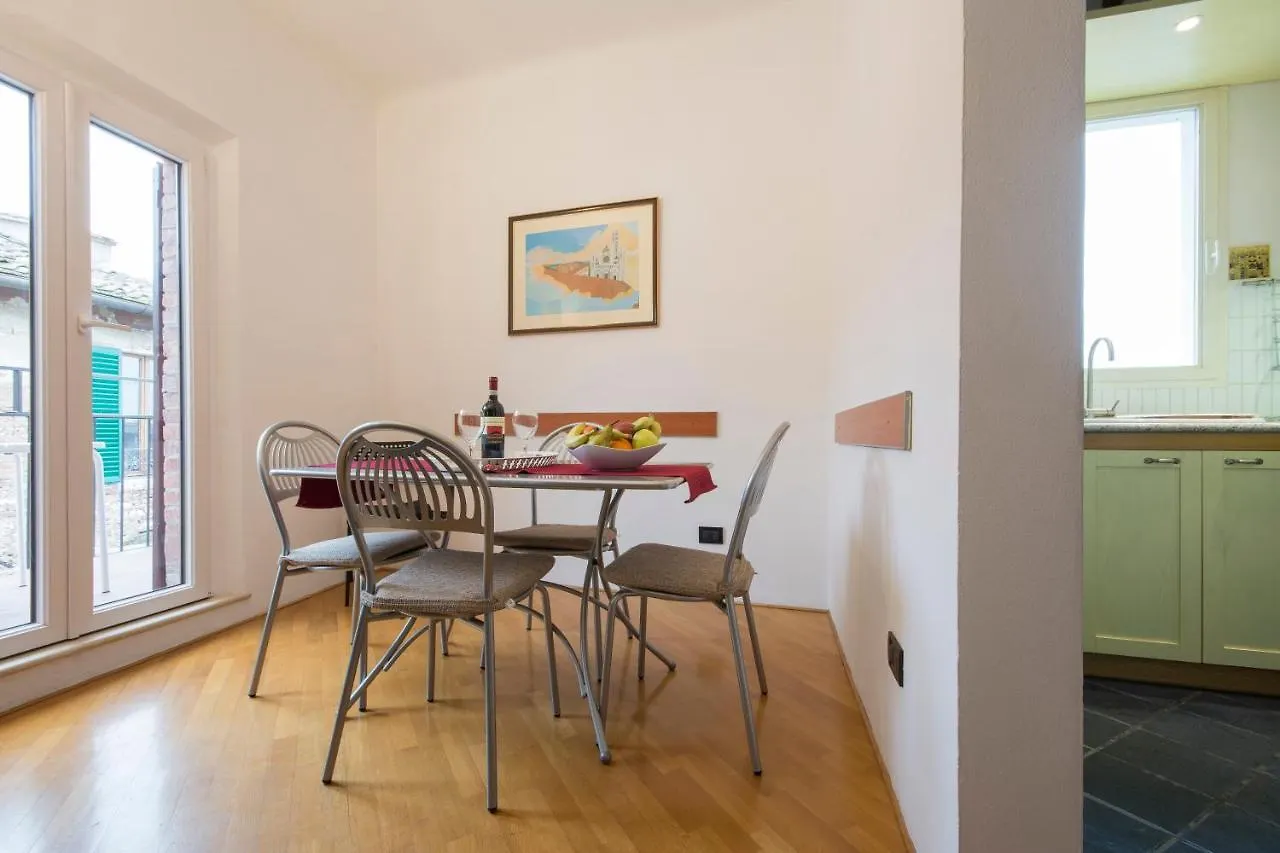 Astonish Cathedral View Apartment Siena